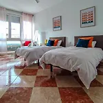 3br Center - Ideal Groups - 6 Pax *