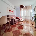 3br Center - Ideal Groups - 6 Pax *